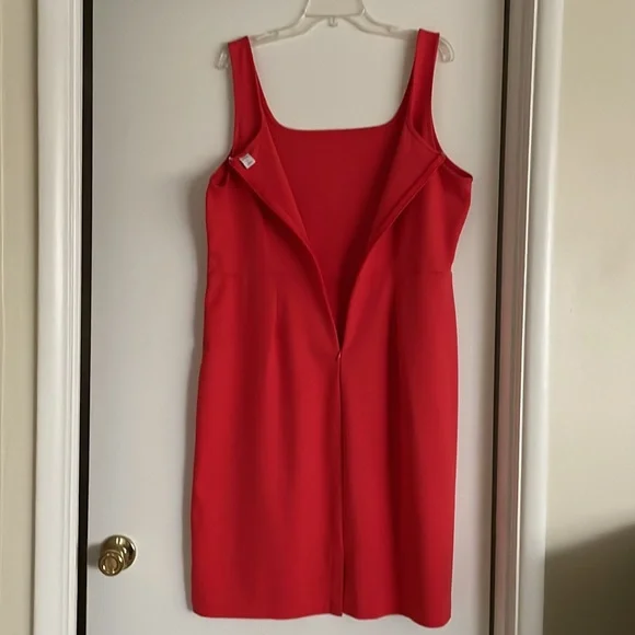 Old Navy Sleeveless Dress. - Picture 9 of 10